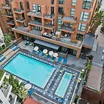 Hollywood Walk Of Fame On Site Free Parking Pool Sauna Gym Included