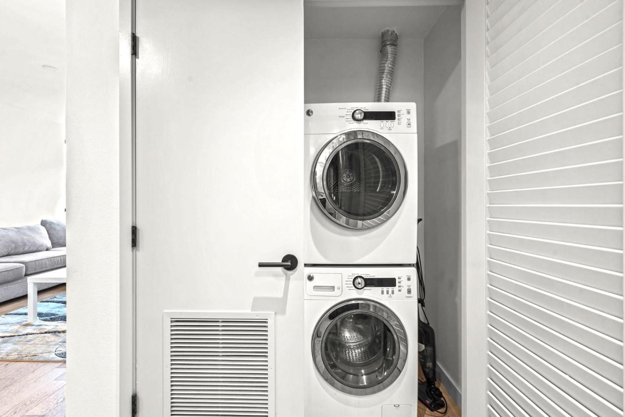 Appartement Hollywood Walk Of Fame On Site Free Parking Pool Sauna Gym Included *