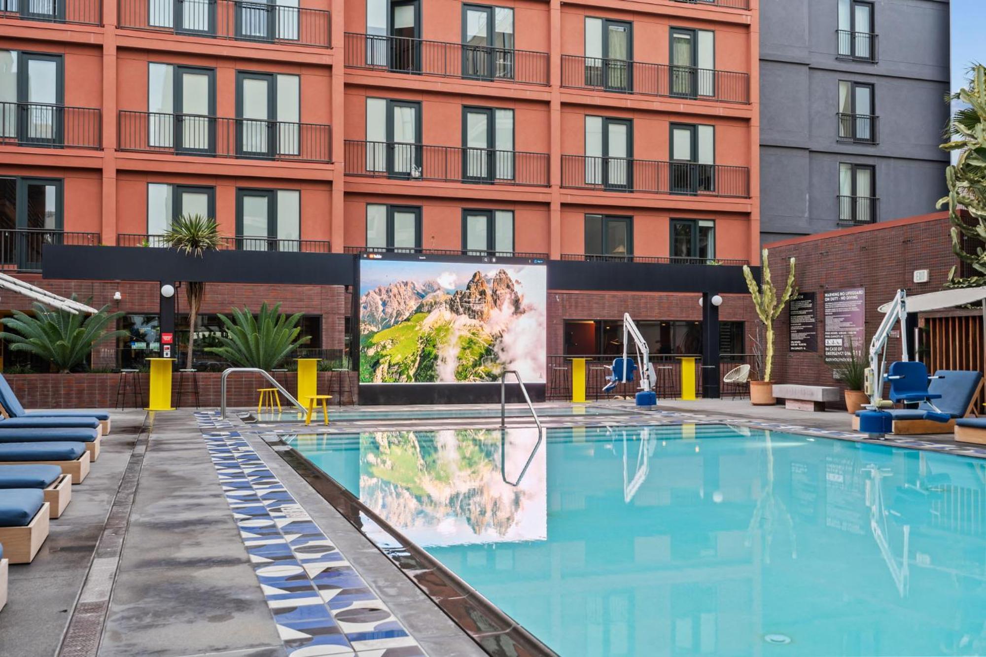 Hollywood Walk Of Fame On Site Free Parking Pool Sauna Gym Included Appartement